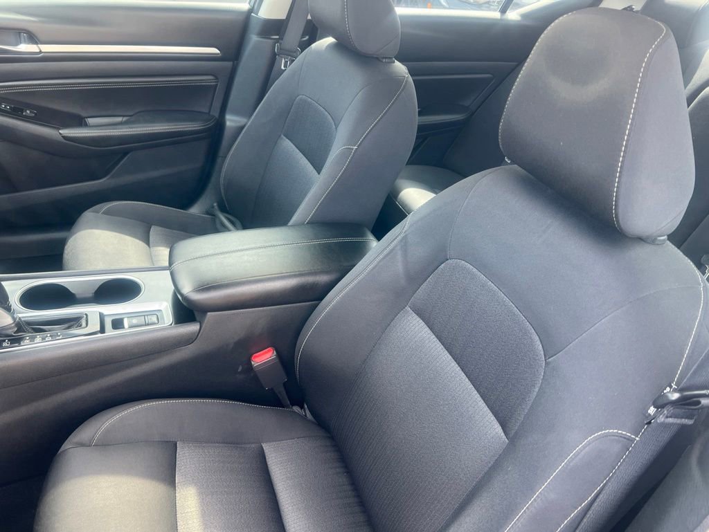 Used 2020 Nissan Altima 2.5 SV FWD image 5