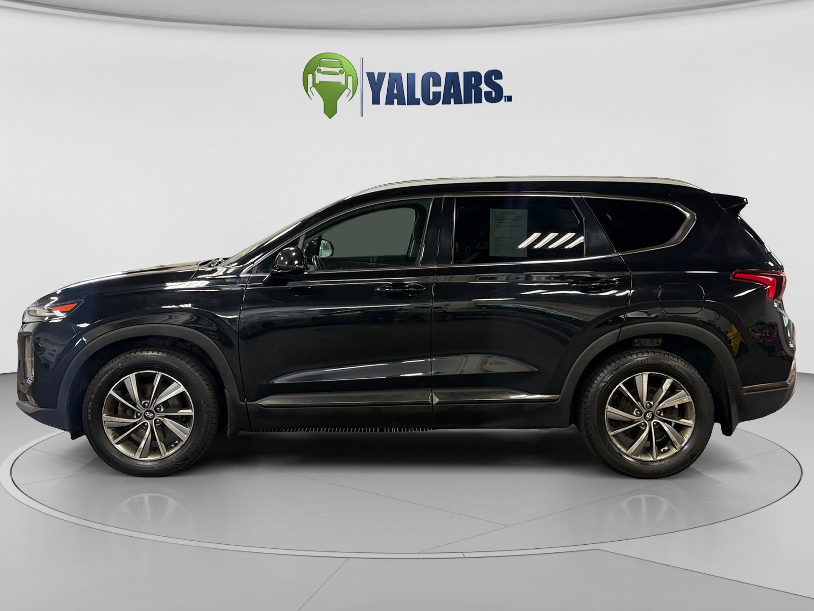 Used 2019 Hyundai Santa Fe SEL AWD/4WD image 2