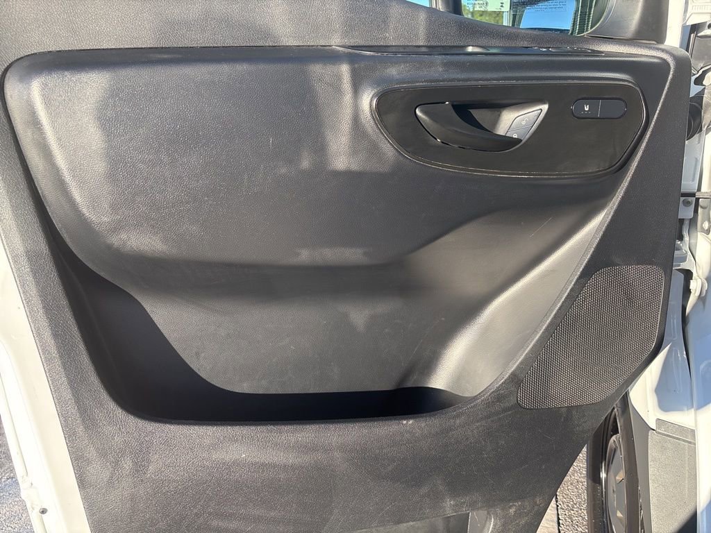 Used 2025 Mercedes-Benz Sprinter 2500 image 33