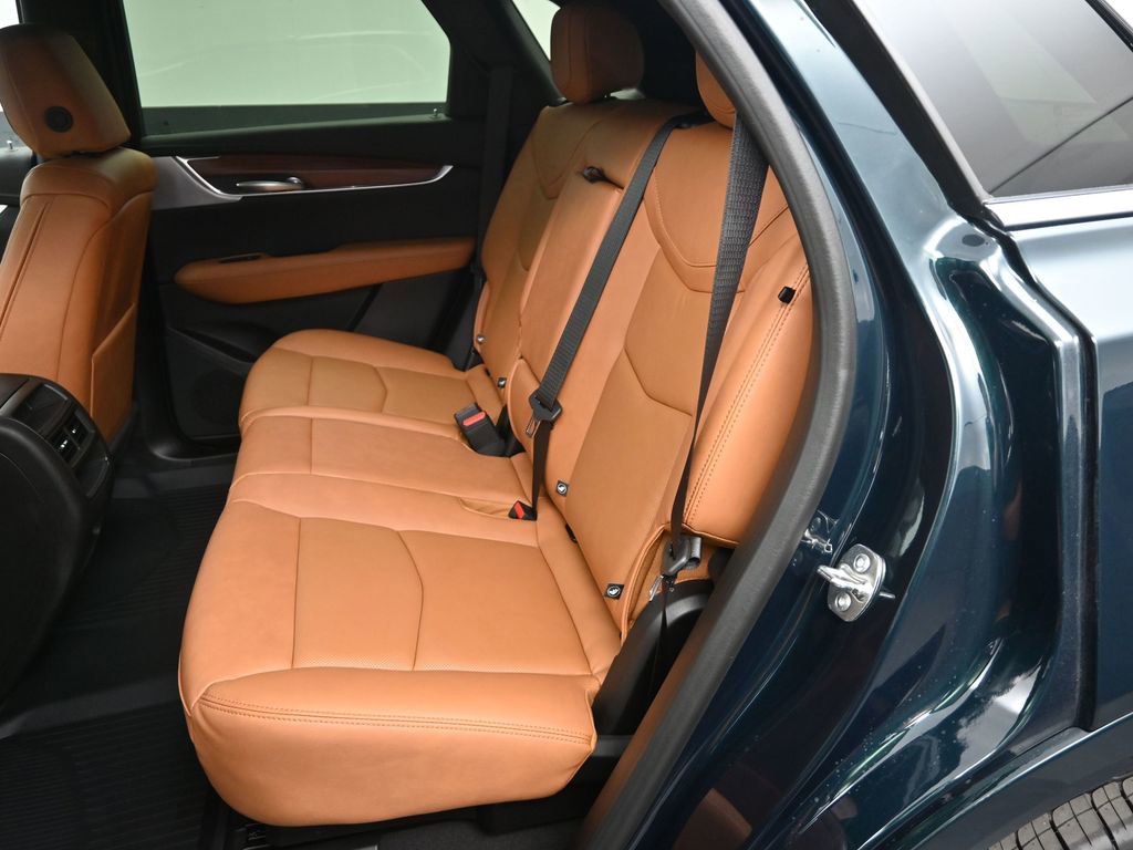 New 2026 Cadillac XT5 Premium Luxury w/ LPO, Floor Liner Package image 15