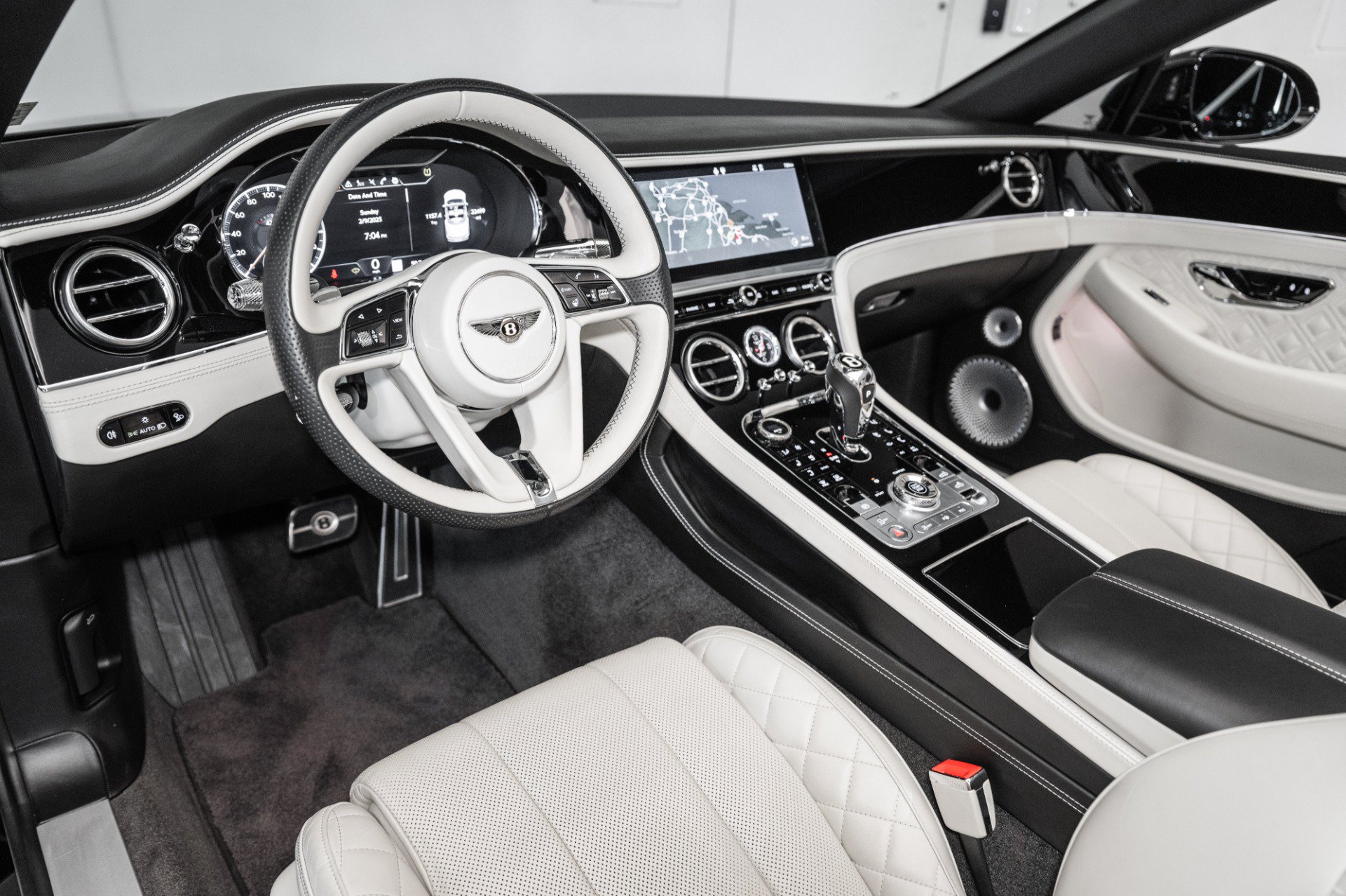 Certified 2020 Bentley Continental GT V8 AWD/4WD image 19