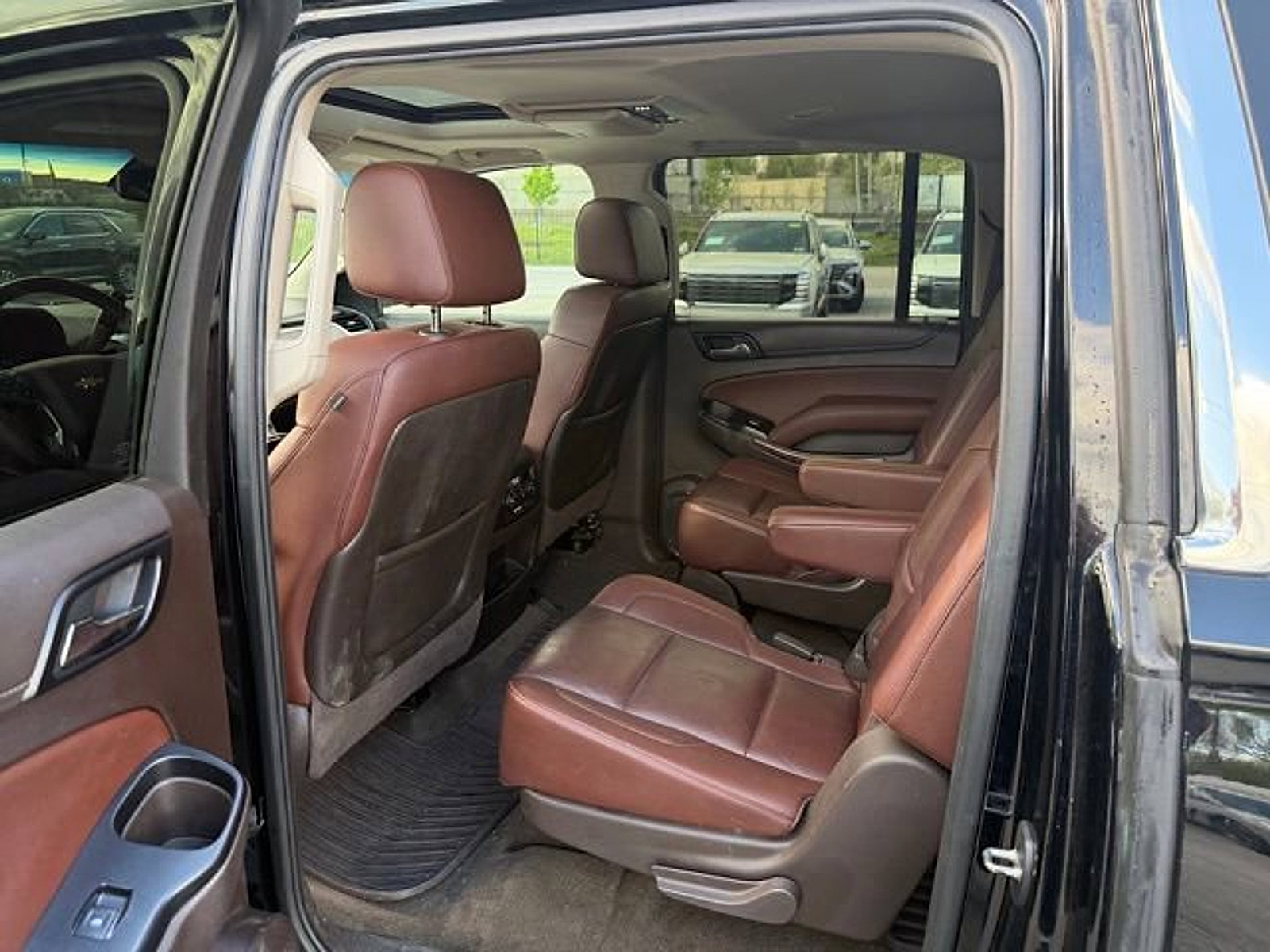 Used 2016 Chevrolet Suburban LTZ AWD/4WD image 10