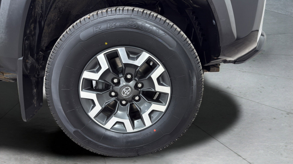 Used 2019 Toyota Tacoma SR5 image 27