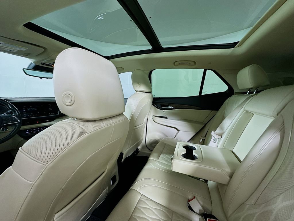 Used 2023 Buick Envision Avenir image 12