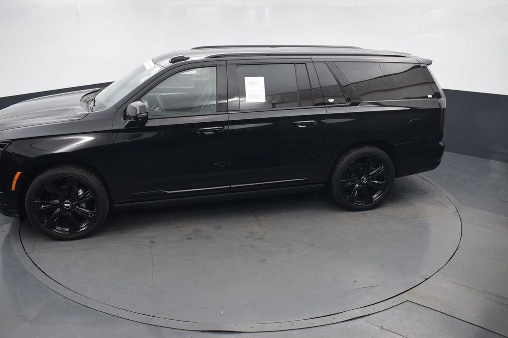 Certified 2026 Cadillac Escalade ESV Sport w/ Touring Package AWD/4WD image 42