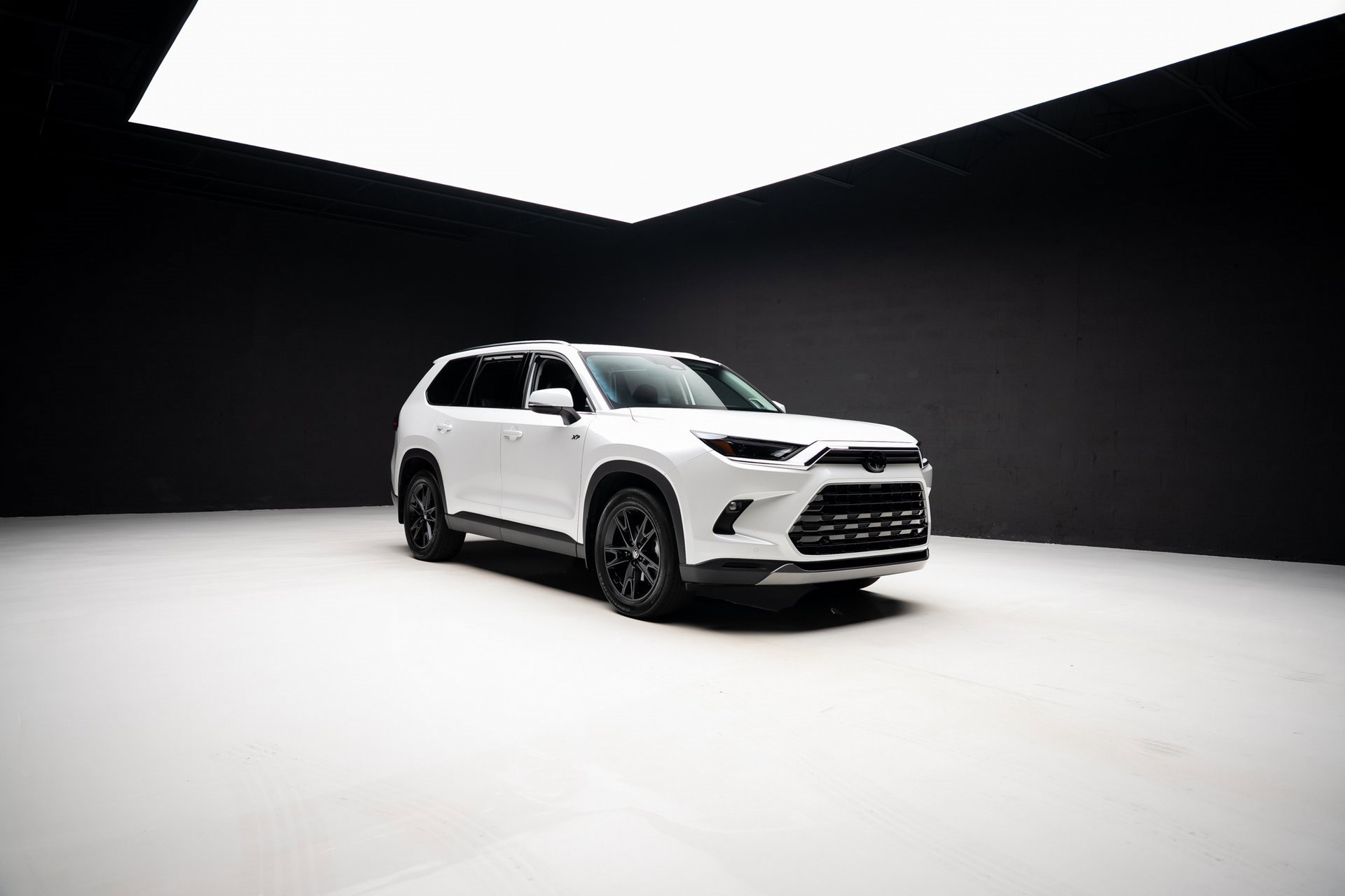 Used 2024 Toyota Grand Highlander XLE image 84