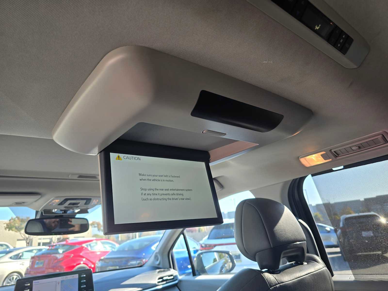 Used 2023 Toyota Sienna Limited image 20