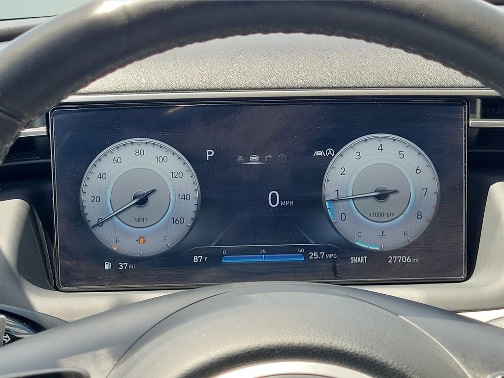 Used 2023 Hyundai Tucson Limited image 14