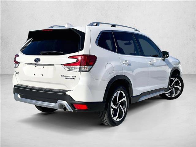 Used 2023 Subaru Forester Touring image 2