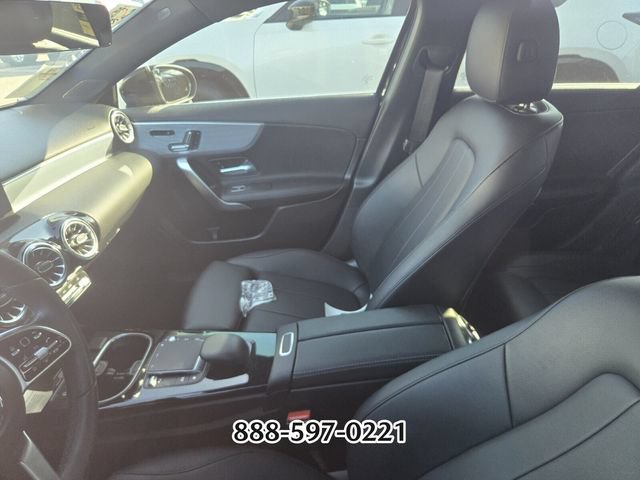 Used 2022 Mercedes-Benz A 220 image 3