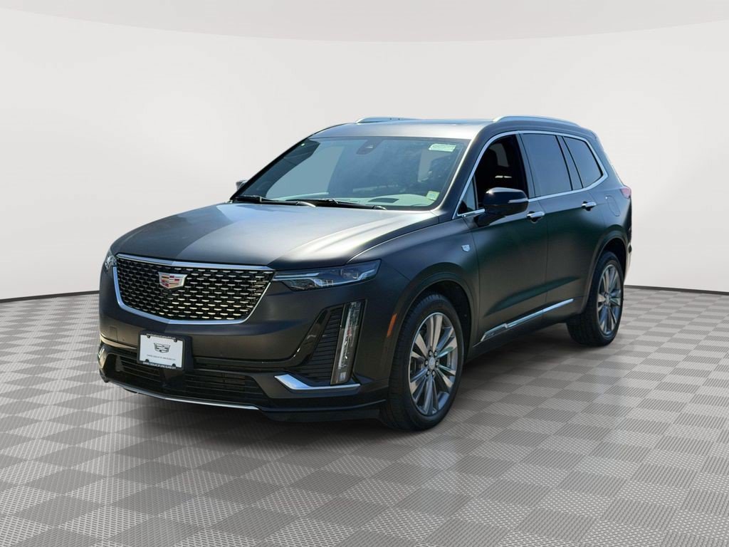 Certified 2025 Cadillac XT6 Premium Luxury w/ Technology Package AWD/4WD image 3