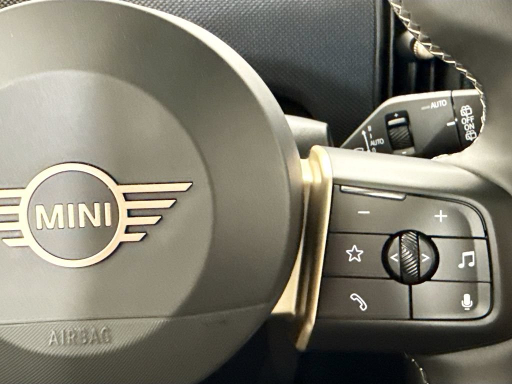 Certified 2025 MINI Cooper S FWD image 12