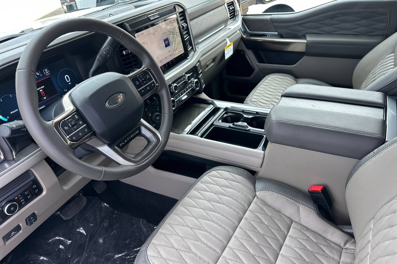 New 2026 Ford F250 Platinum w/ Platinum Plus Package AWD/4WD image 9
