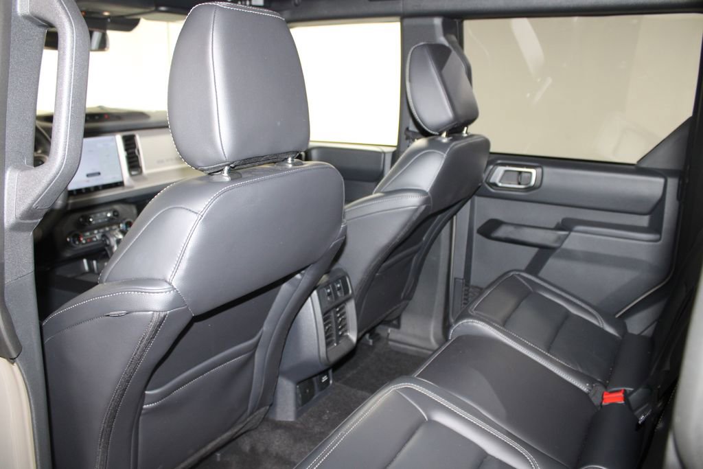 New 2026 Ford Bronco Outer Banks AWD/4WD image 26