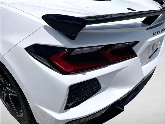 Used 2025 Chevrolet Corvette Stingray Coupe w/ Z51 Performance Package RWD image 29