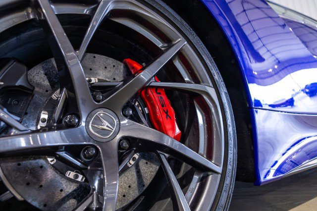 Used 2017 Acura NSX AWD/4WD image 25