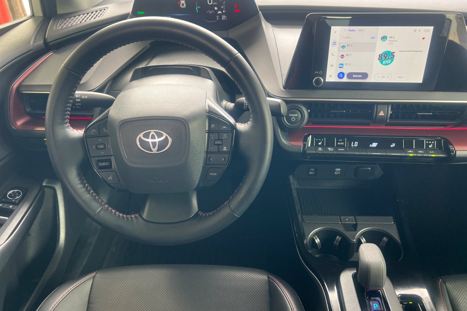 Certified 2026 Toyota Prius Plug-In Hybrid FWD image 11