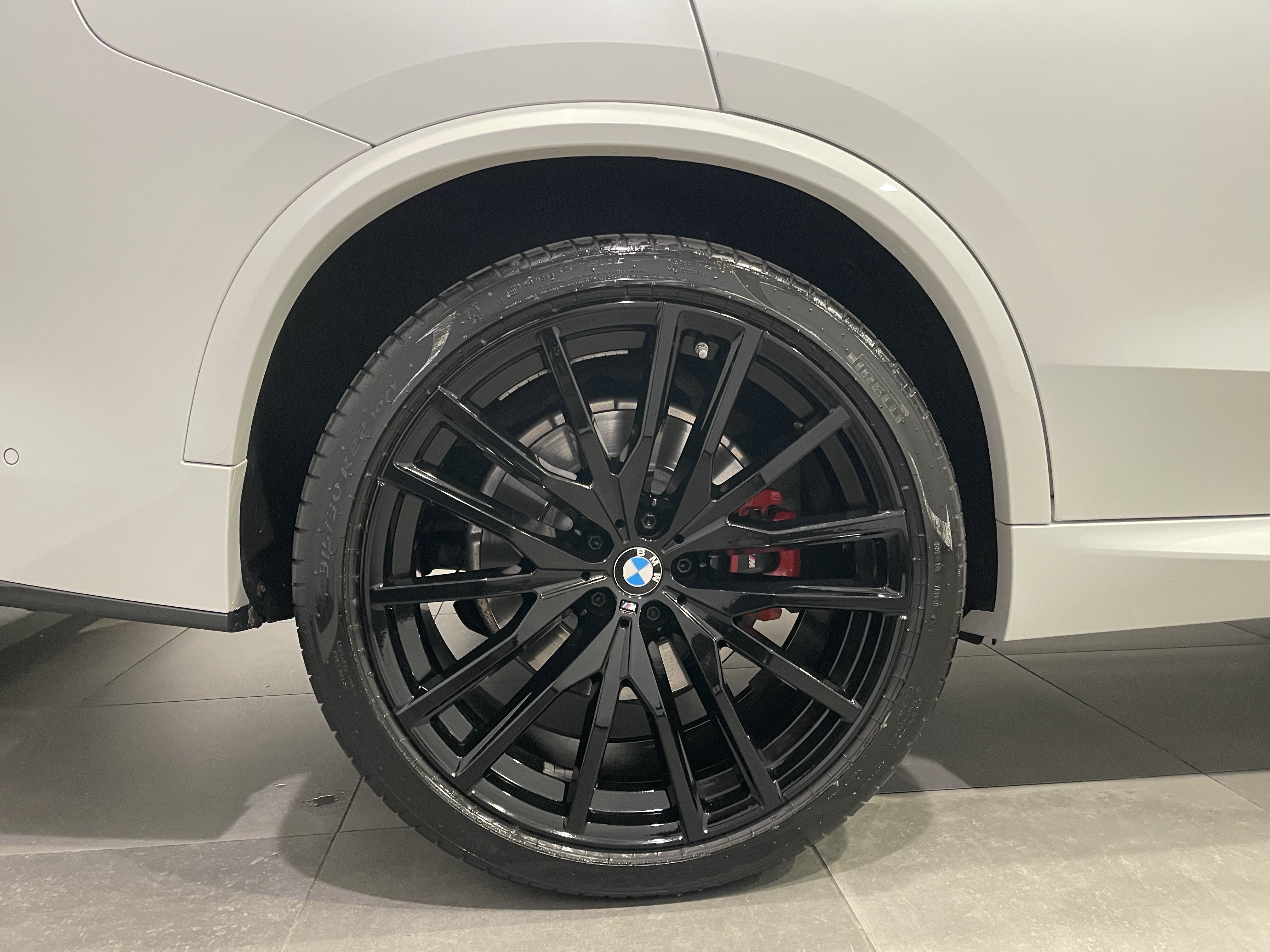 Certified 2022 BMW X5 M50i w/ Executive Package AWD/4WD image 9