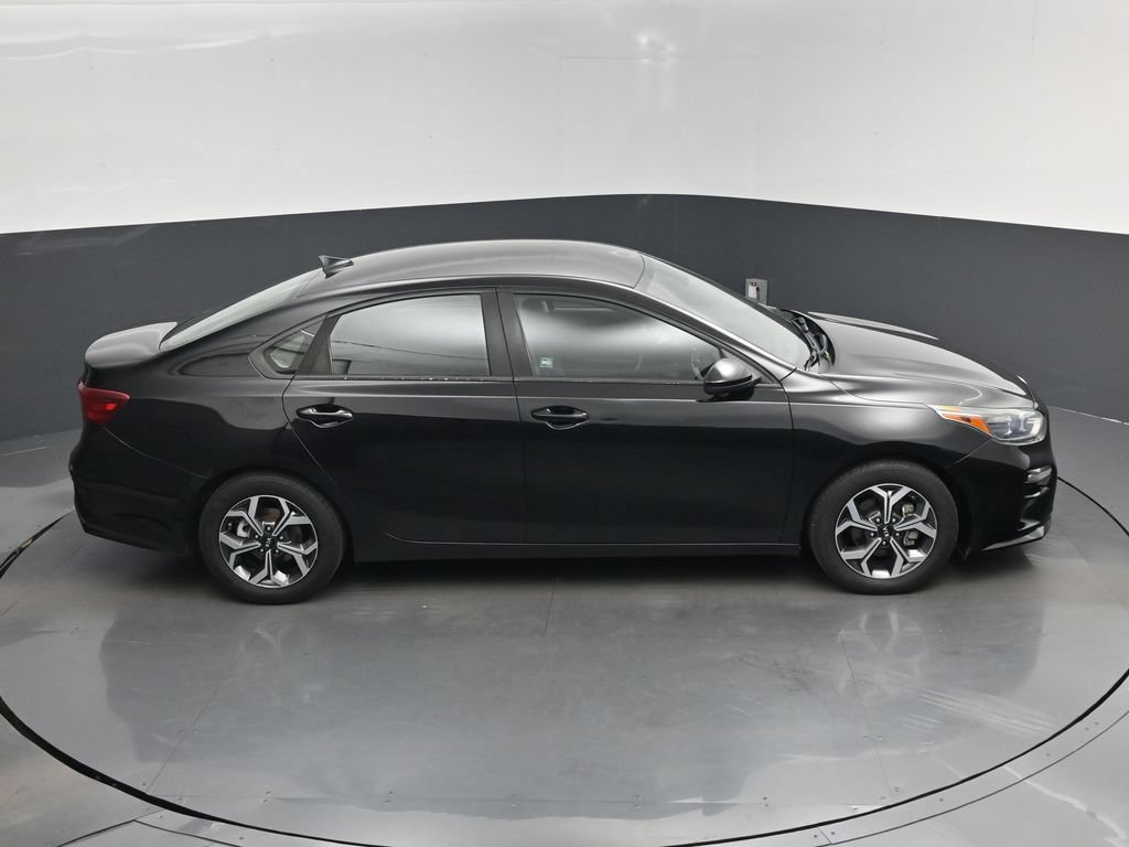 Used 2020 Kia Forte LXS FWD image 13