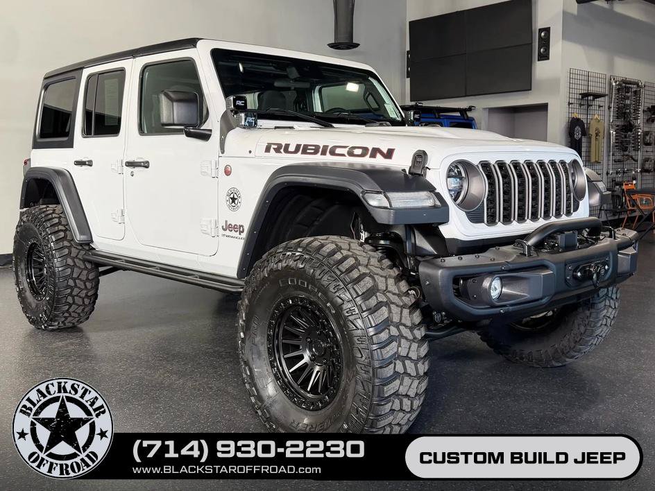 Used 2025 Jeep Wrangler Unlimited Rubicon AWD/4WD image 2