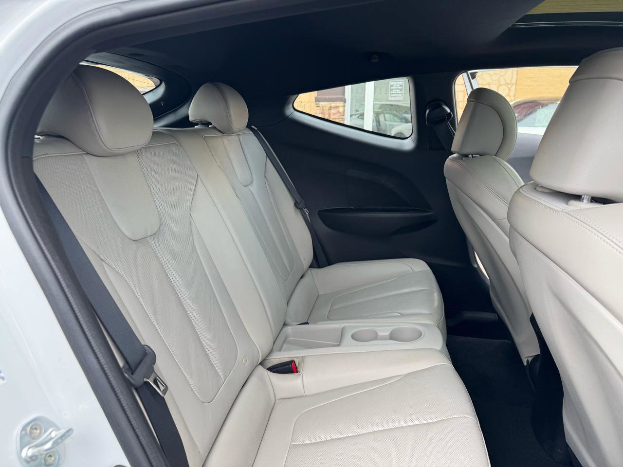 Used 2019 Hyundai Veloster Turbo Ultimate image 18