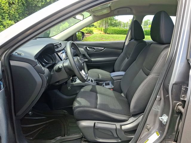 Used 2017 Nissan Rogue S AWD/4WD image 13