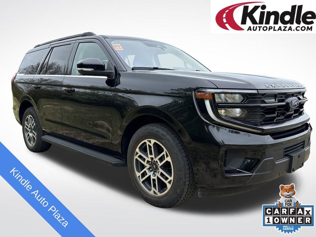 Used 2025 Ford Expedition Active AWD/4WD image 1