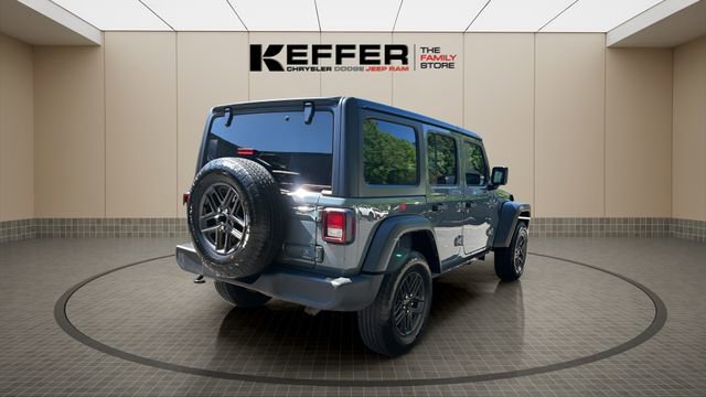 Used 2024 Jeep Wrangler Sport S image 6