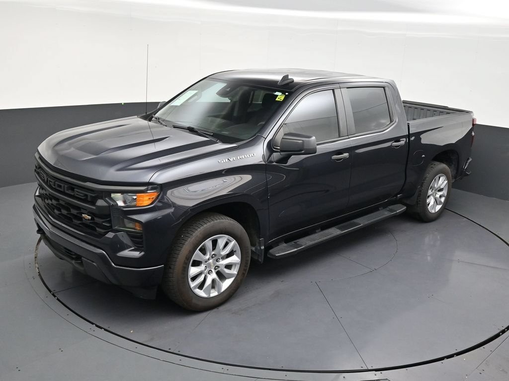 Used 2023 Chevrolet Silverado 1500 Custom RWD image 9