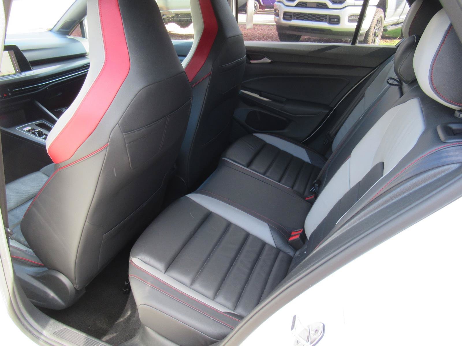 Used 2022 Volkswagen GTI SE FWD image 28