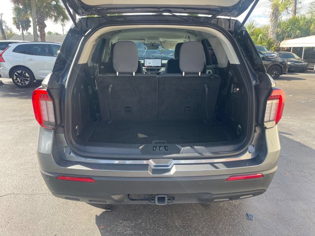 Used 2026 Ford Explorer Active RWD image 5
