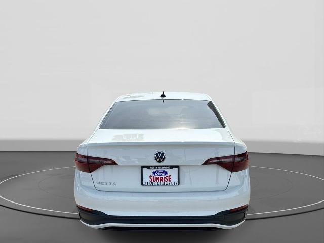 Used 2024 Volkswagen Jetta Sport FWD image 6