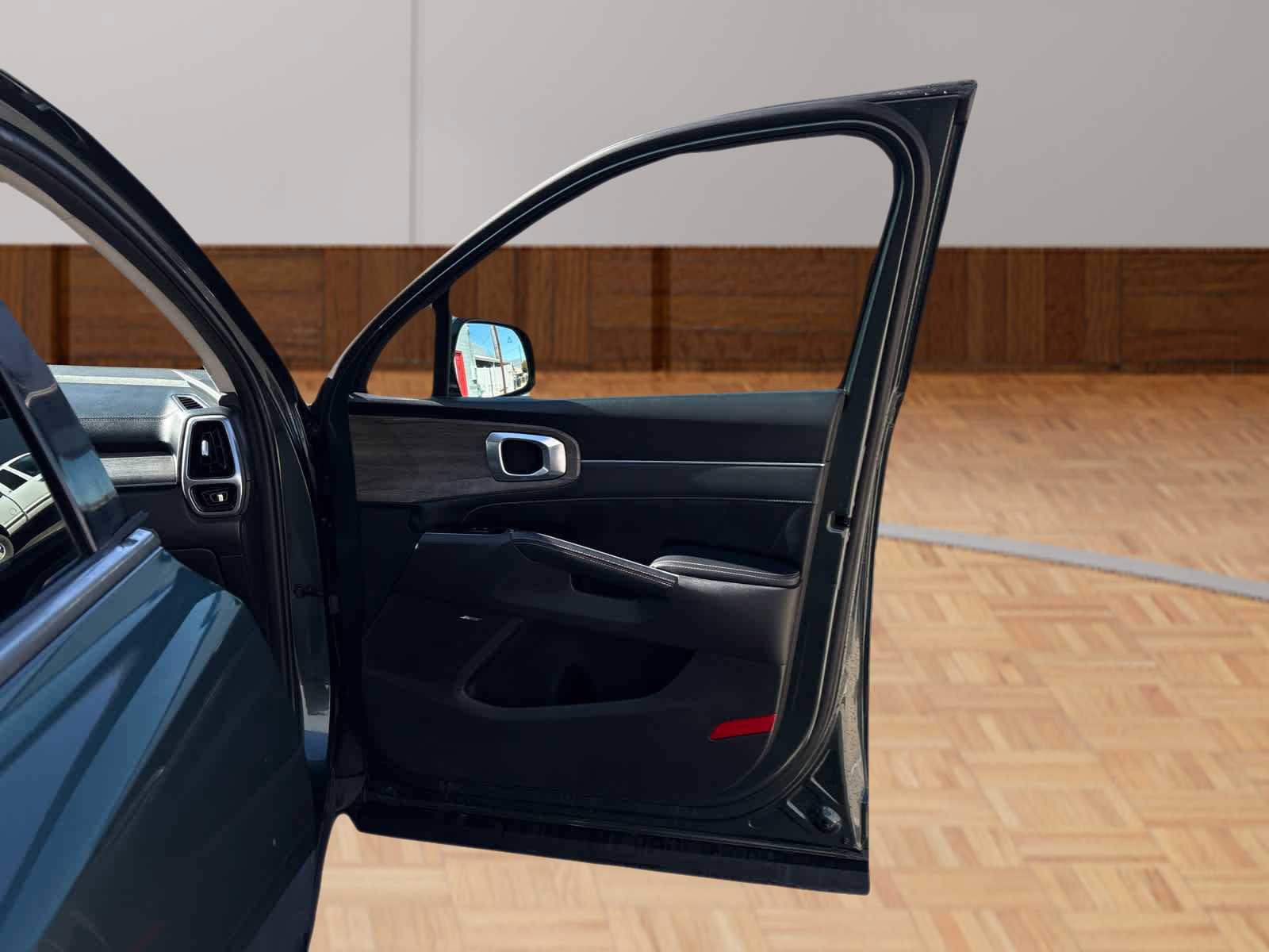 Used 2021 Kia Sorento SX Prestige image 16