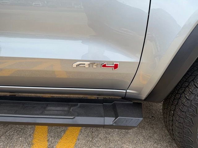Used 2024 GMC Canyon AT4 w/ AT4 Premium Package AWD/4WD image 15