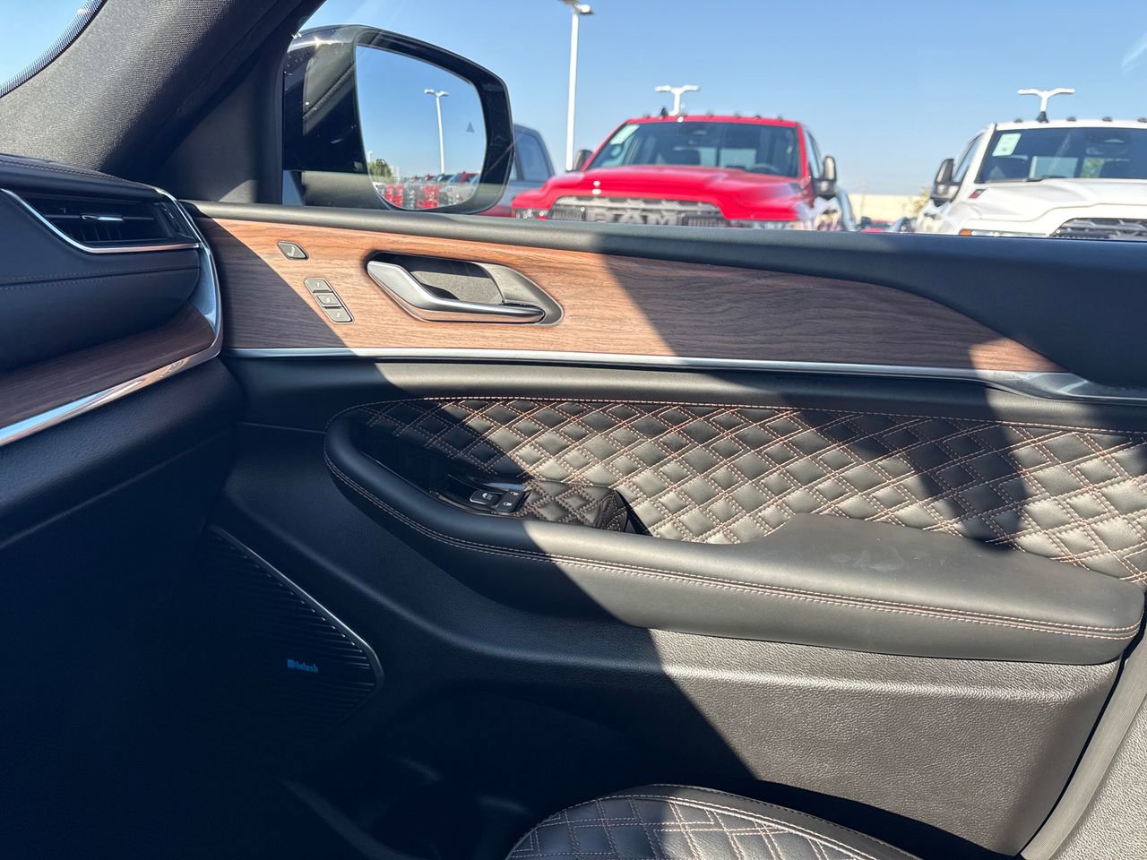 Used 2024 Jeep Grand Cherokee L Summit w/ Advanced Protech Group IV image 23