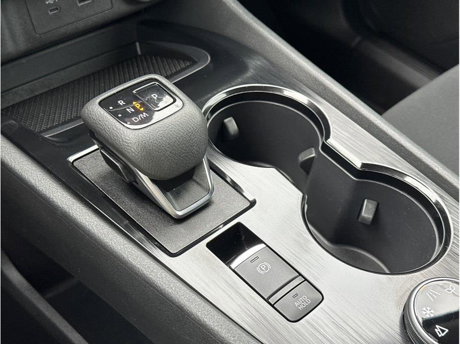 Used 2023 Nissan Rogue S image 19