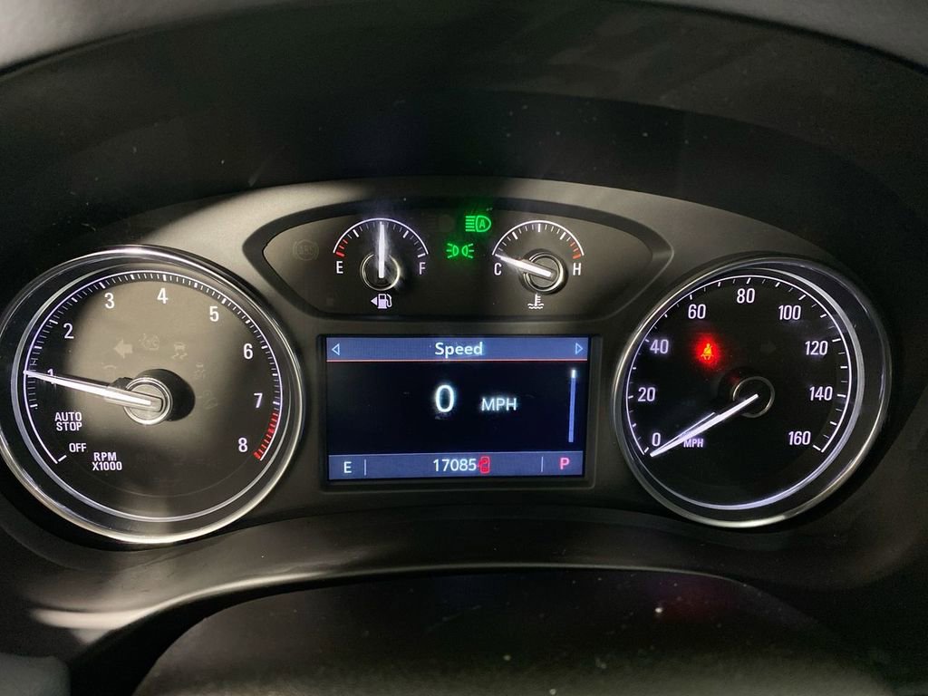 Used 2023 Buick Enclave Essence image 15