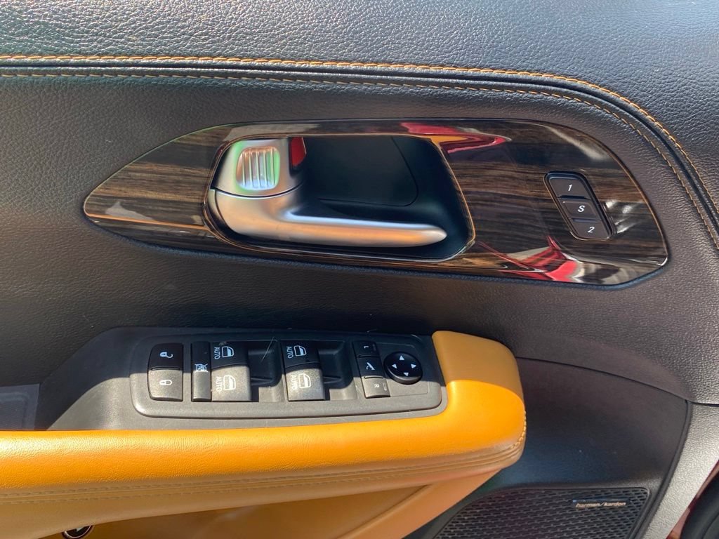 Used 2021 Chrysler Pacifica Pinnacle FWD image 23