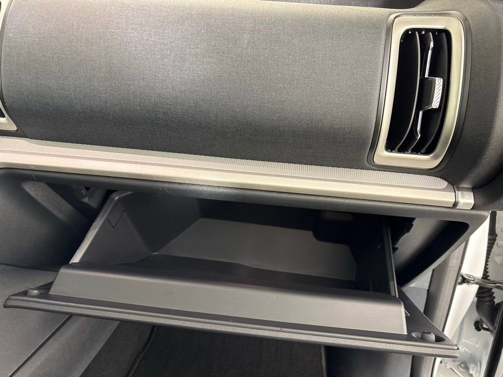 Used 2025 Ford Expedition Active image 37