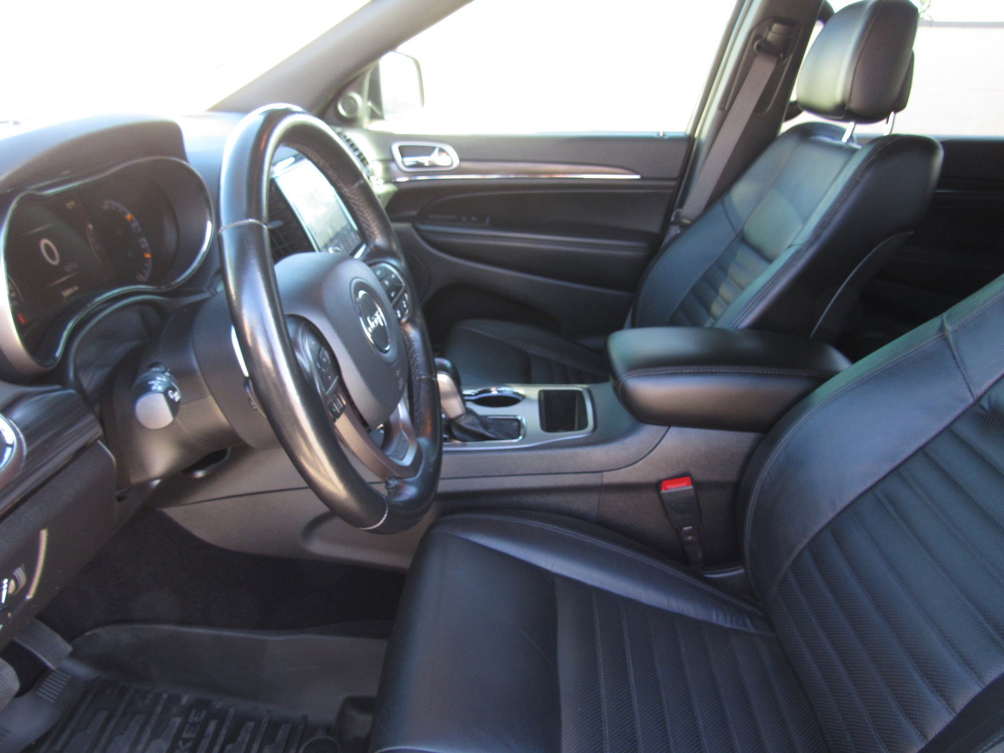 Used 2021 Jeep Grand Cherokee Limited X image 16