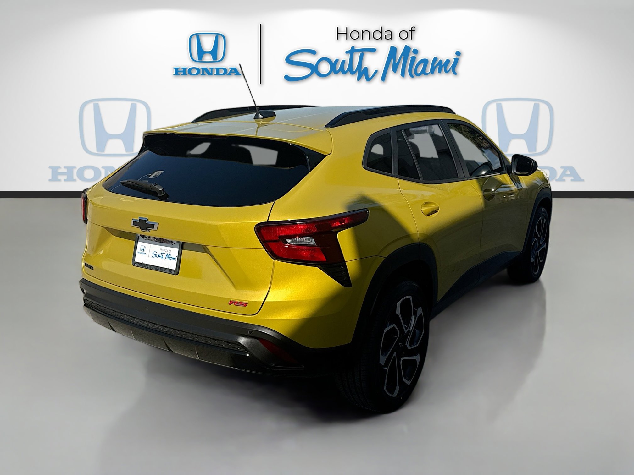 Used 2024 Chevrolet Trax RS w/ Driver Confidence Package image 7