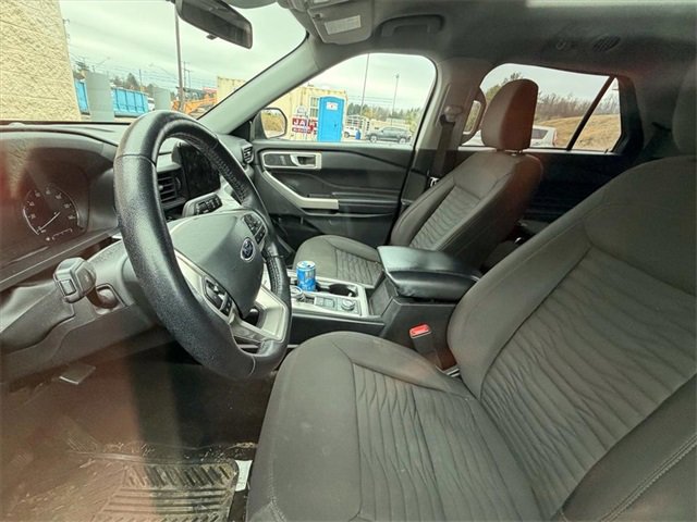 Used 2021 Ford Explorer XLT image 9