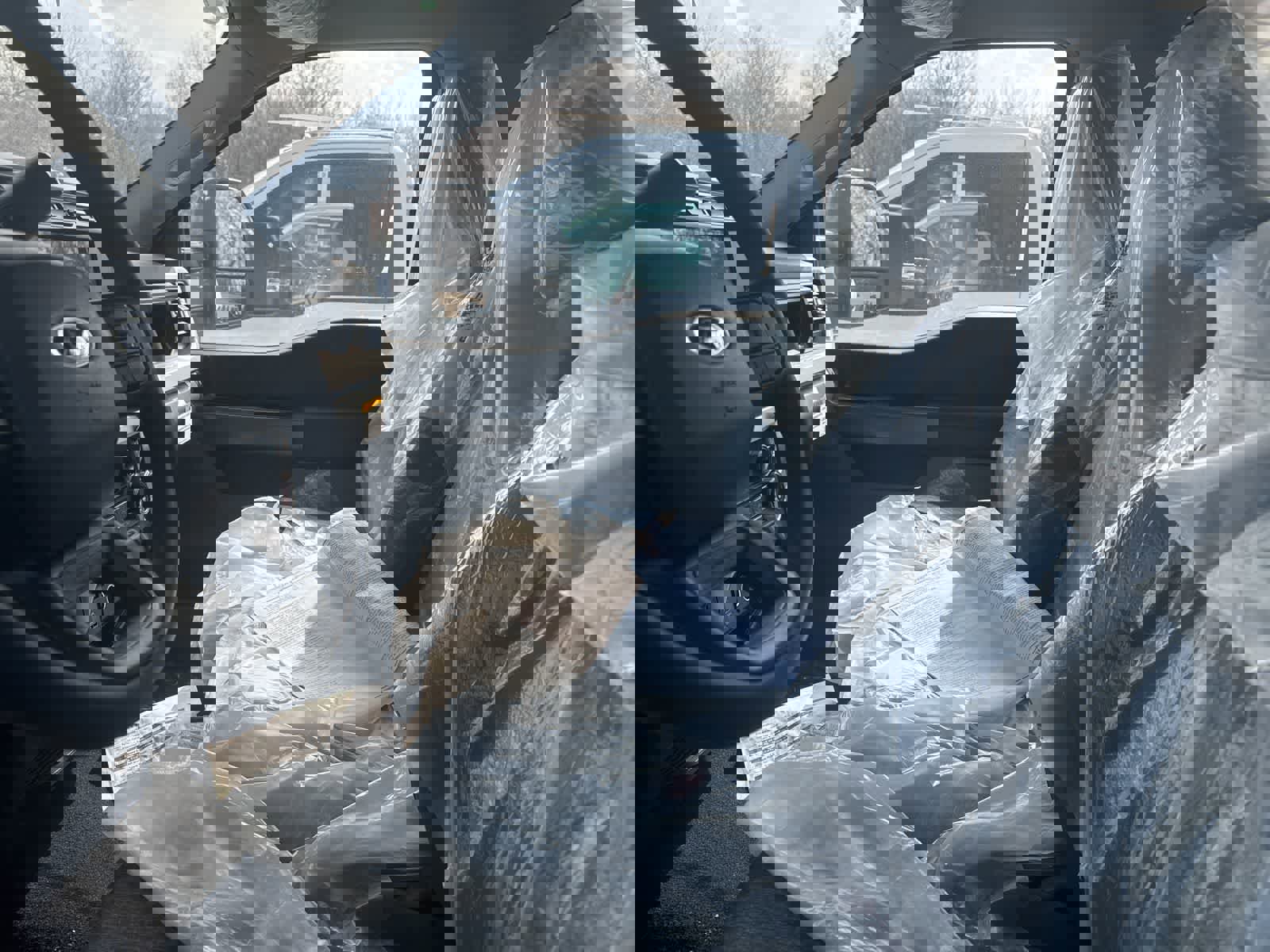 New 2023 Ford F450 XLT w/ XLT Value Package image 29