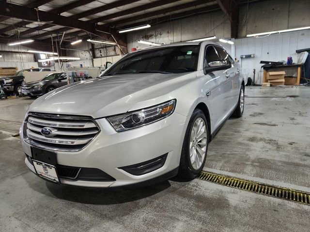 Used 2019 Ford Taurus Limited FWD image 5