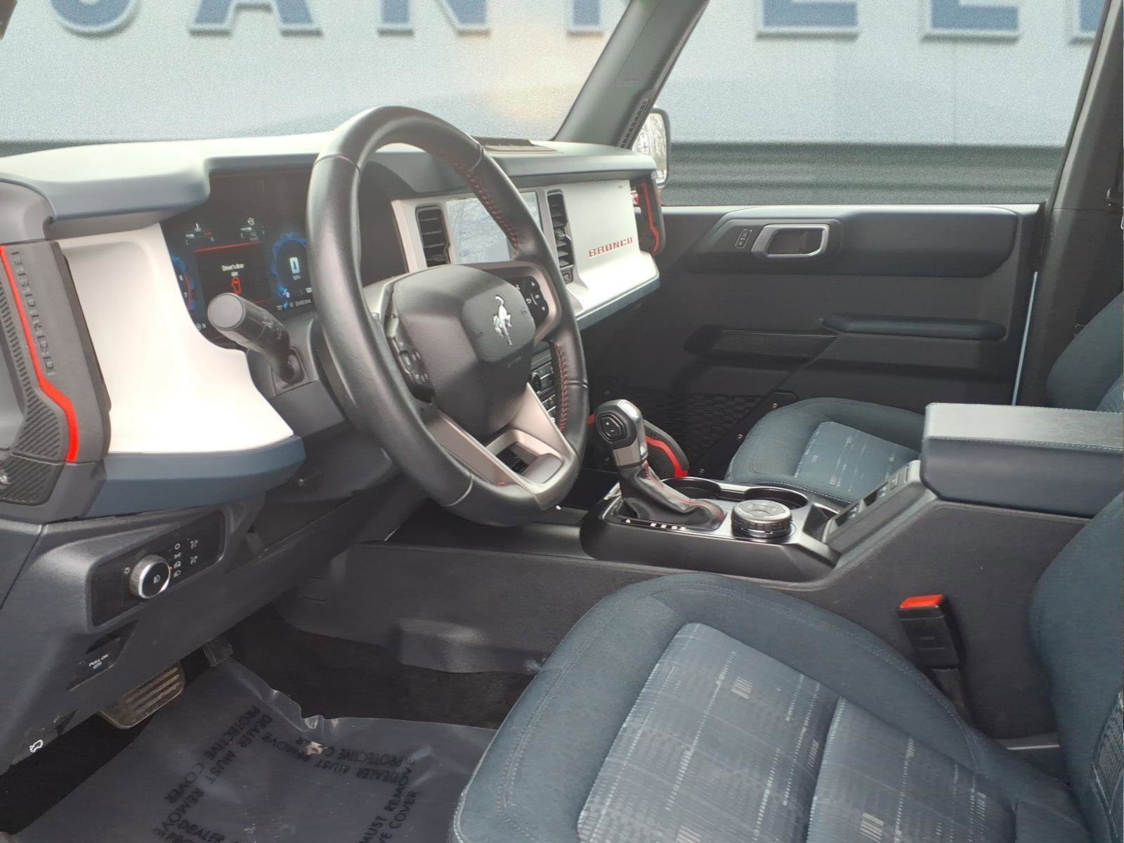 Used 2025 Ford Bronco Heritage Edition AWD/4WD image 15