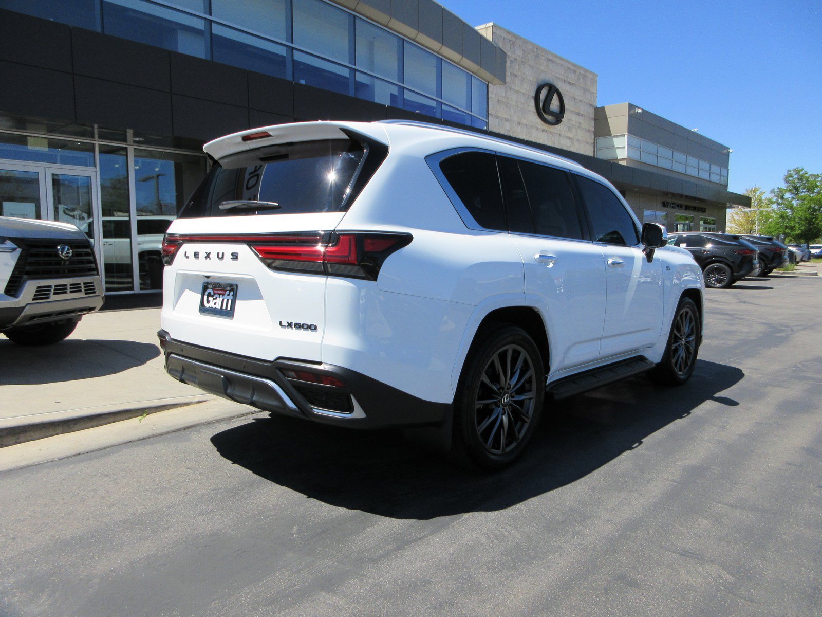Used 2024 Lexus LX 600 F Sport AWD/4WD image 10