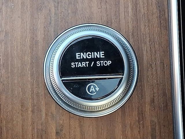 Used 2023 Mercedes-Benz C 300 4MATIC Sedan image 25