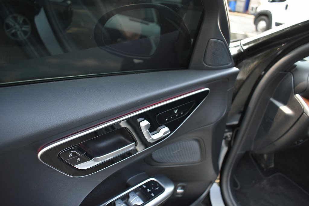 Used 2024 Mercedes-Benz C 300 4MATIC Sedan image 14