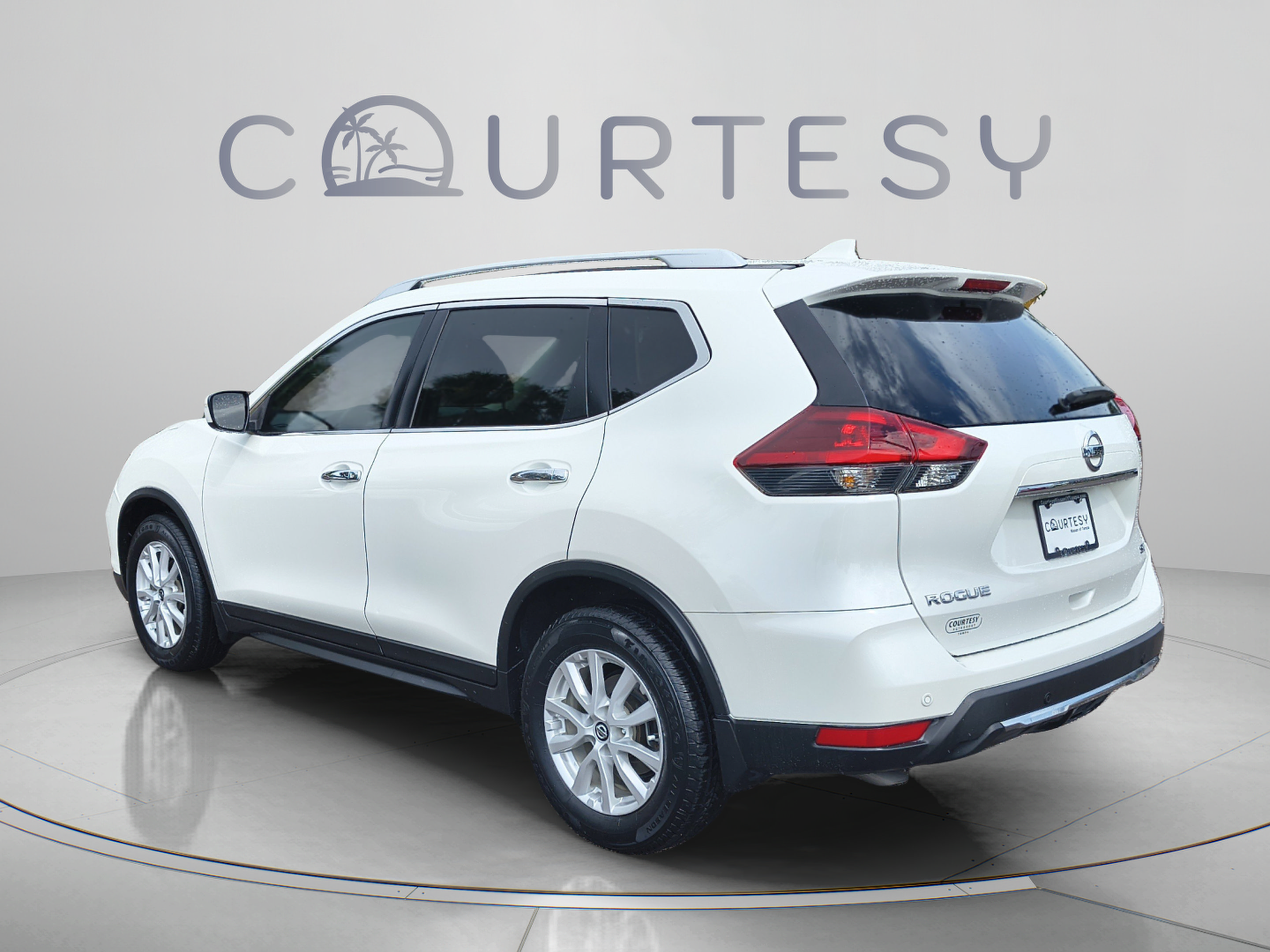 Certified 2019 Nissan Rogue SV FWD image 5