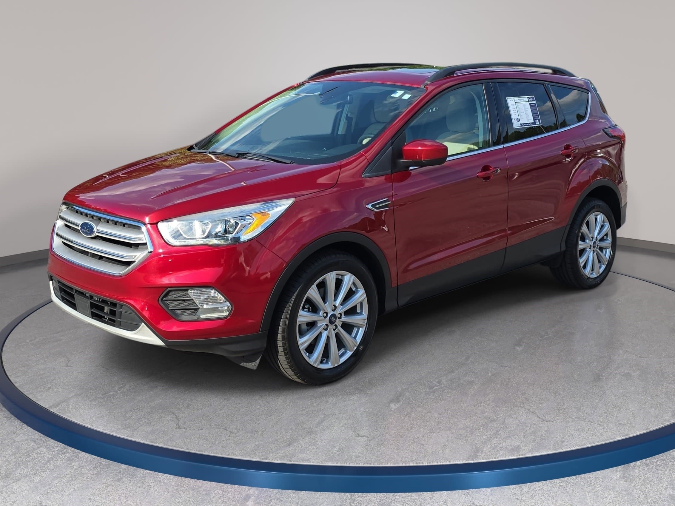 Used 2019 Ford Escape SEL FWD image 1